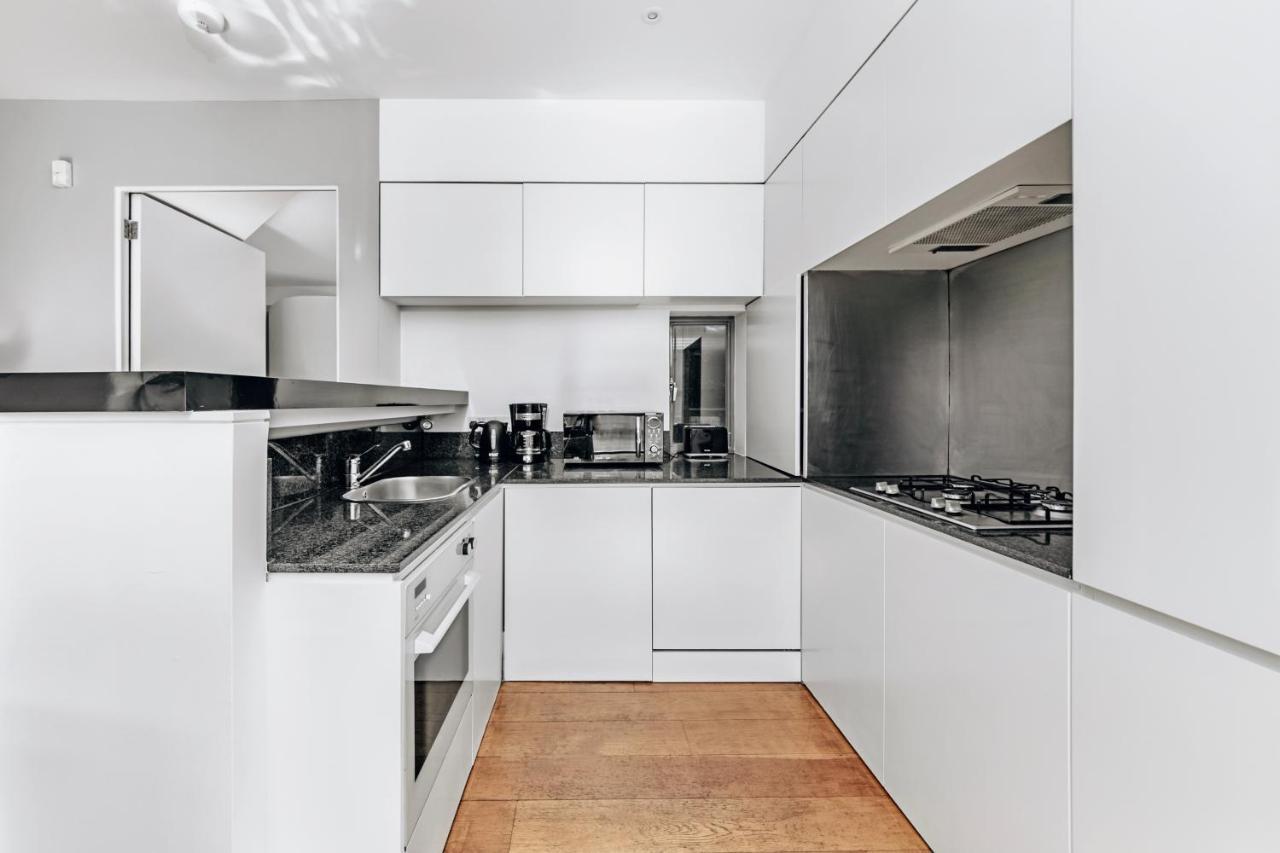 Interior-Designer Apartment With 2 Terraces Лондон Екстериор снимка